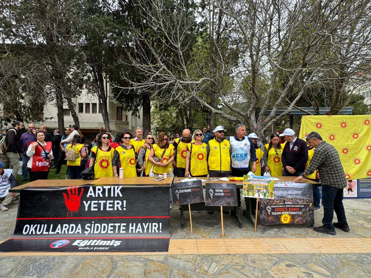 Muğla’da Sendikalardan “Yaşam Nöbeti”: Okullarda Şiddete Karşı Ortak Tepki 1